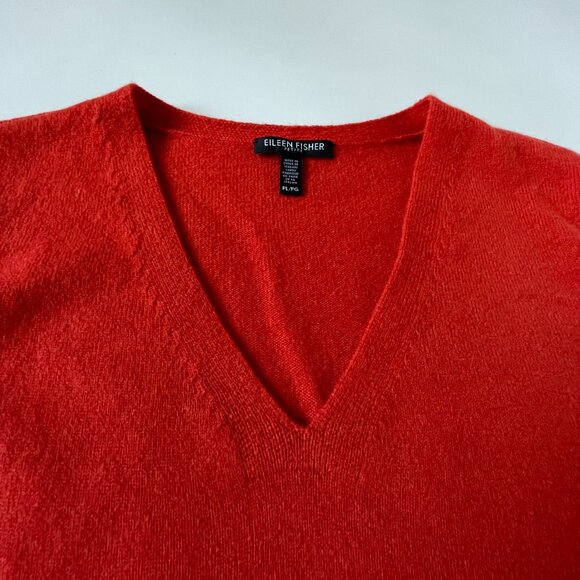 Eileen Fisher Cashmere Red/orange V-neck tunic sweater, side vent slit hem, PL - Picture 6 of 9